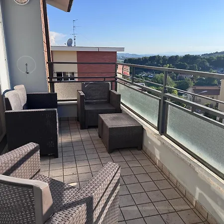 Apartman Con Vista Sul Campanile Di Sirolo, Cucina Bagno Ristrutturati, Aria Condizionata